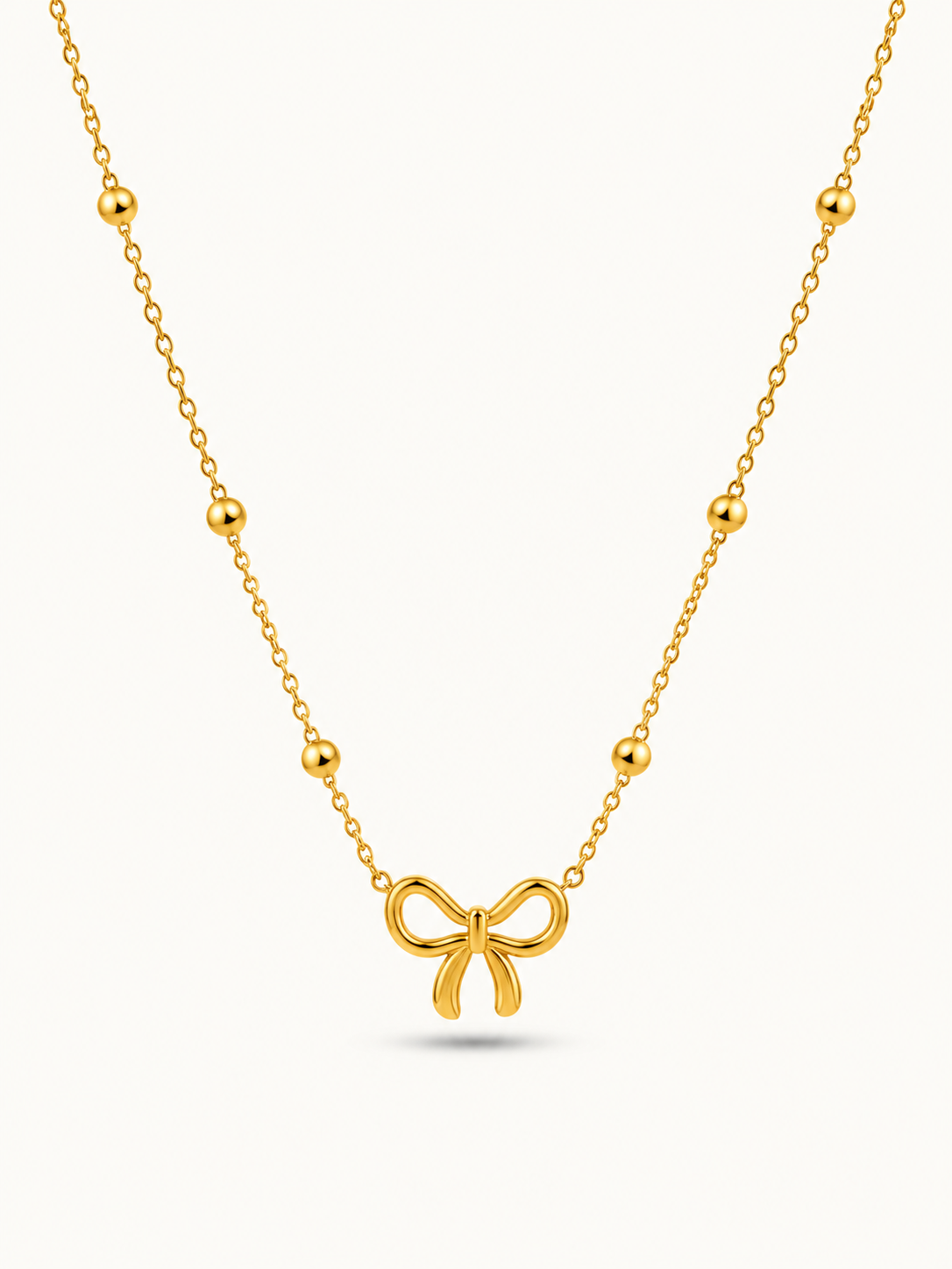 Bow bend necklace