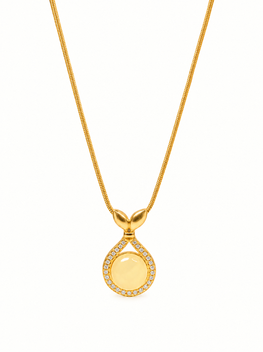 Teardrop necklace